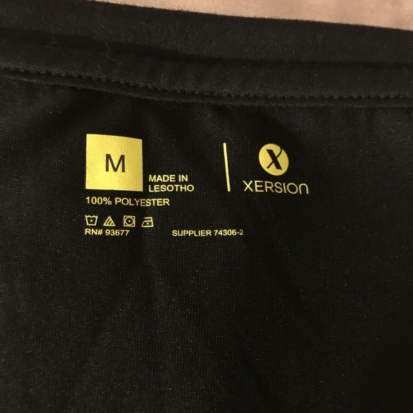 Basic black V-Neck - Picture 4 of 4